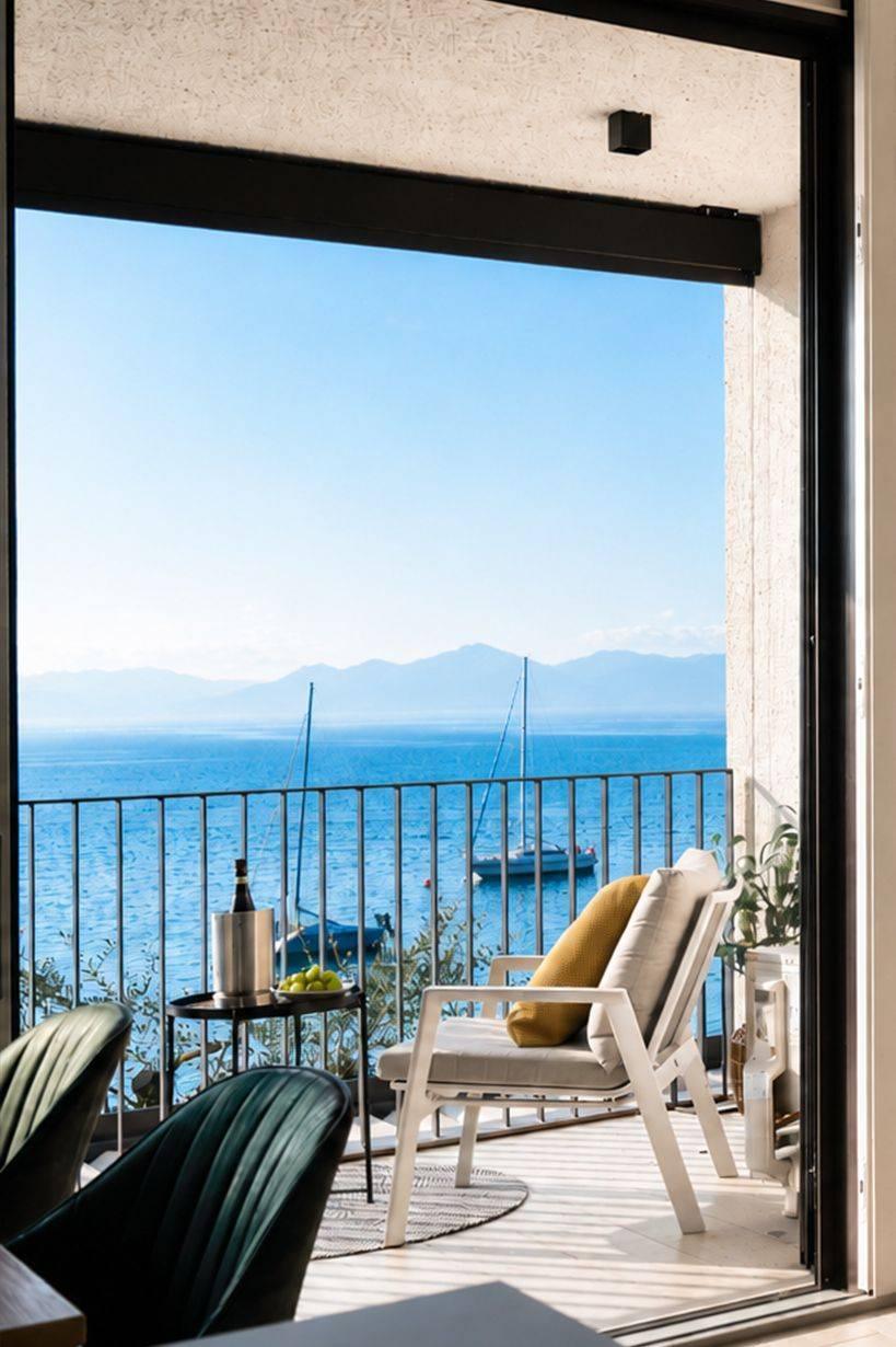 Balcony of Casa Azura over Lake Garda