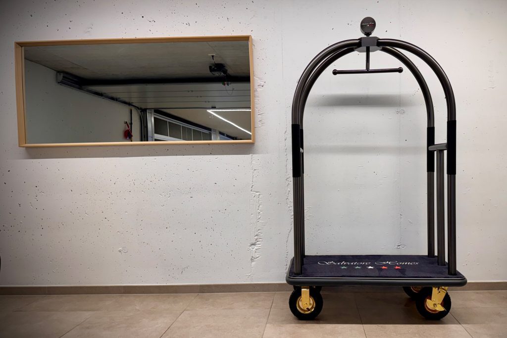 Casa Azura, Private Garage