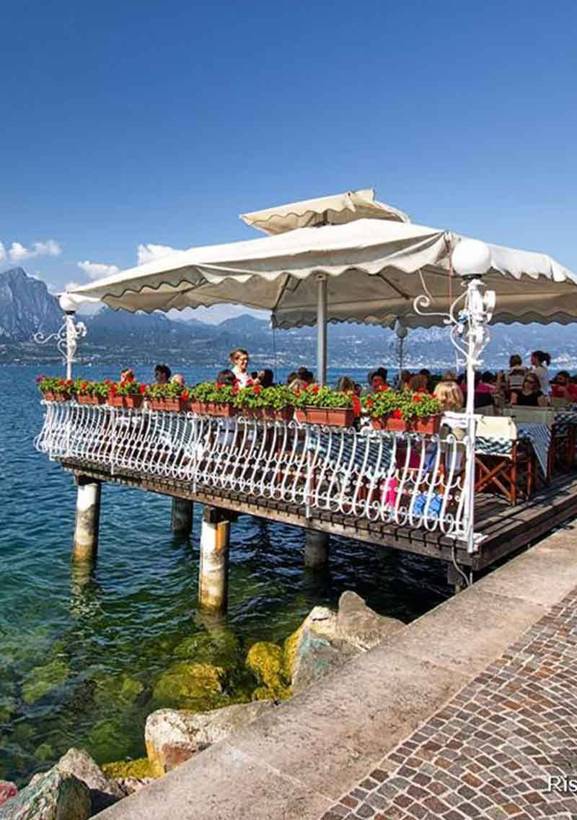Lakeview Cafe